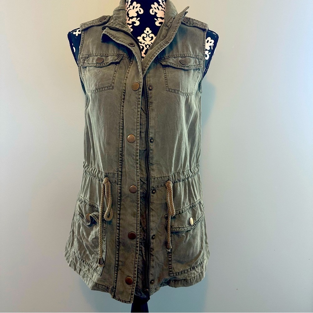 Altar’d state, camo green sleeveless jacket, size small (oversized)